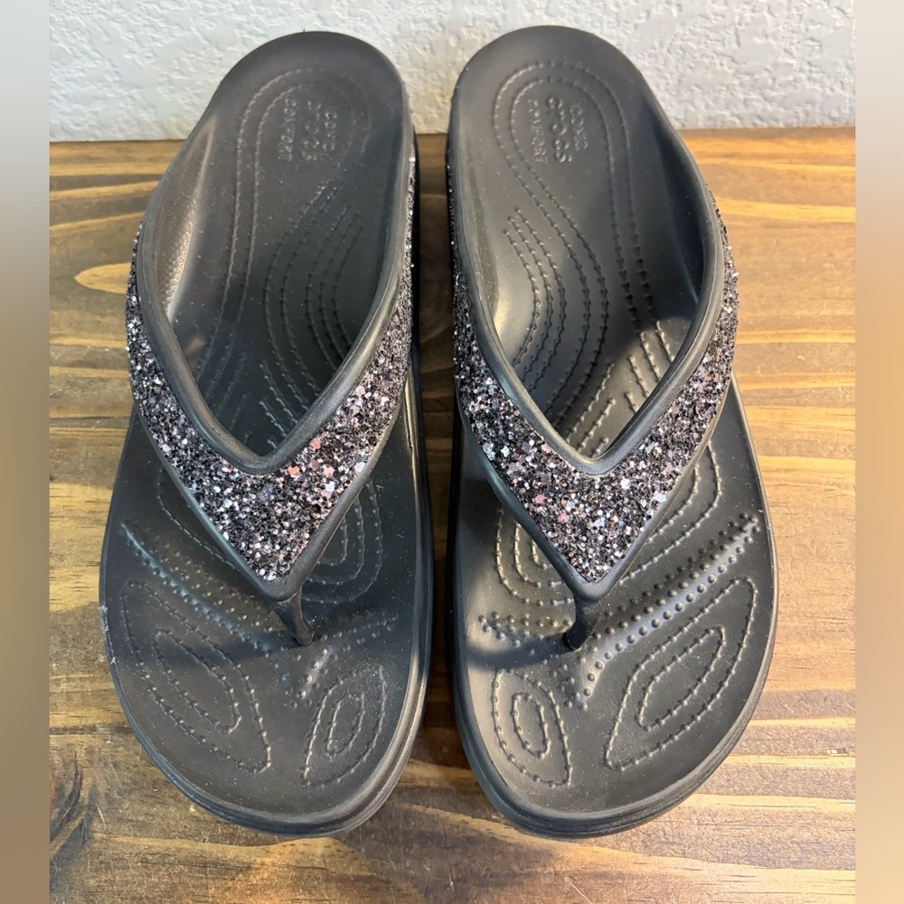 Crocs Sloane Glitter Wedge Sandals Black Sparkle Iconic Comfort Women's Size 10